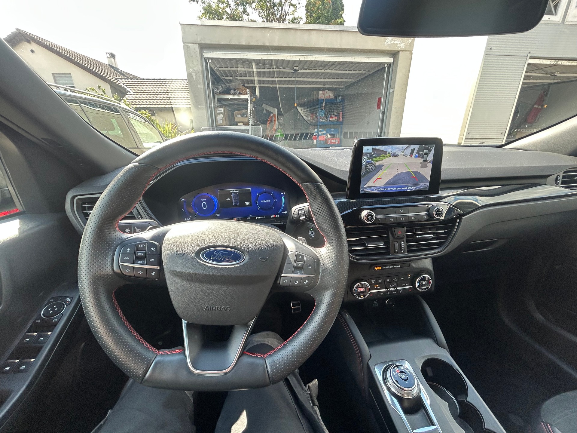 FORD Kuga 2.0 TDCi EcoBlue ST-Line X 4WD-image-7