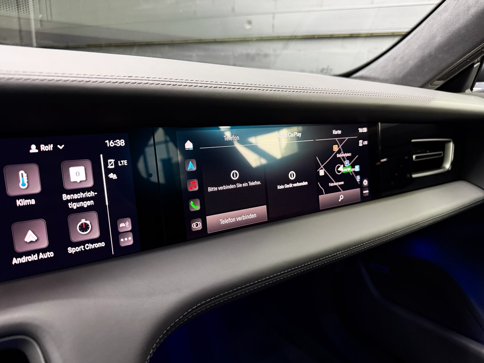 PORSCHE Taycan Turbo-image-17