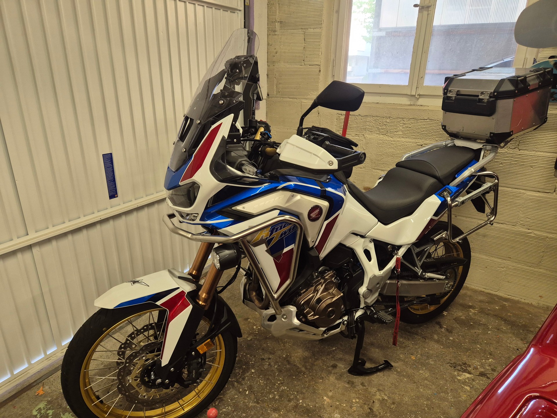 HONDA CRF 1100 DCT Africa Twin Adventure-image-2