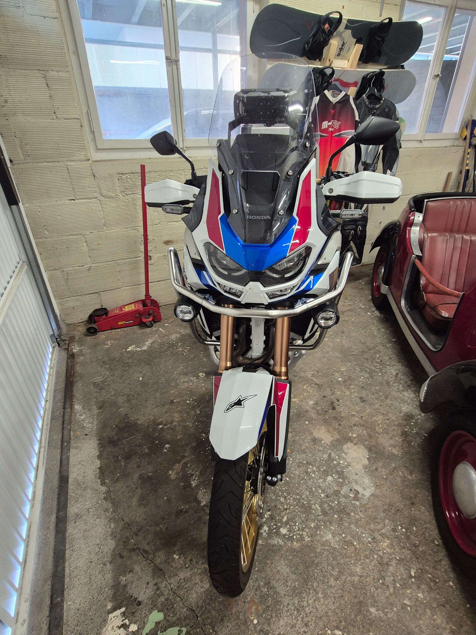 HONDA CRF 1100 DCT Africa Twin Adventure-image-6