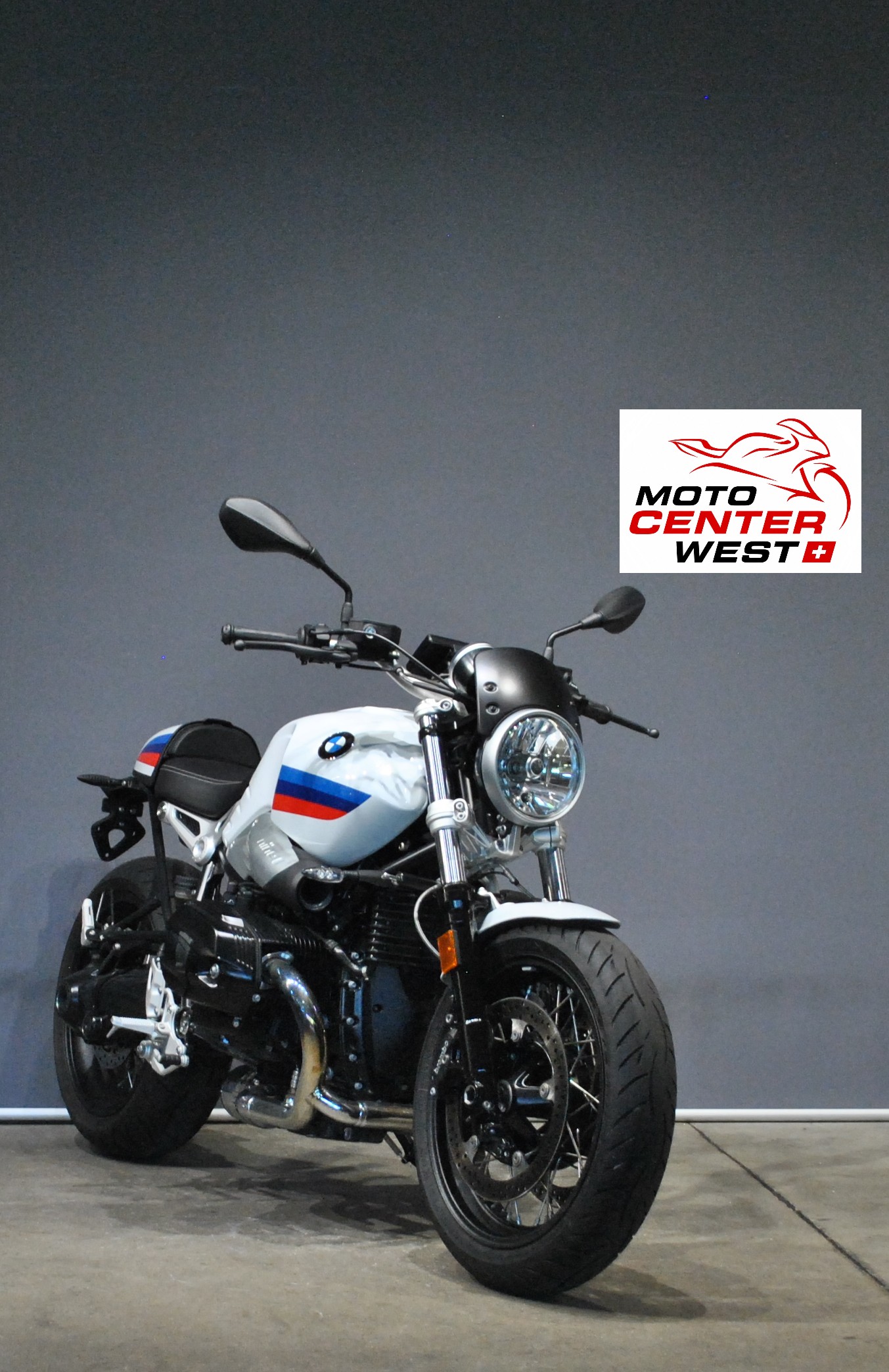 BMW R nineT Pure ABS-image-0
