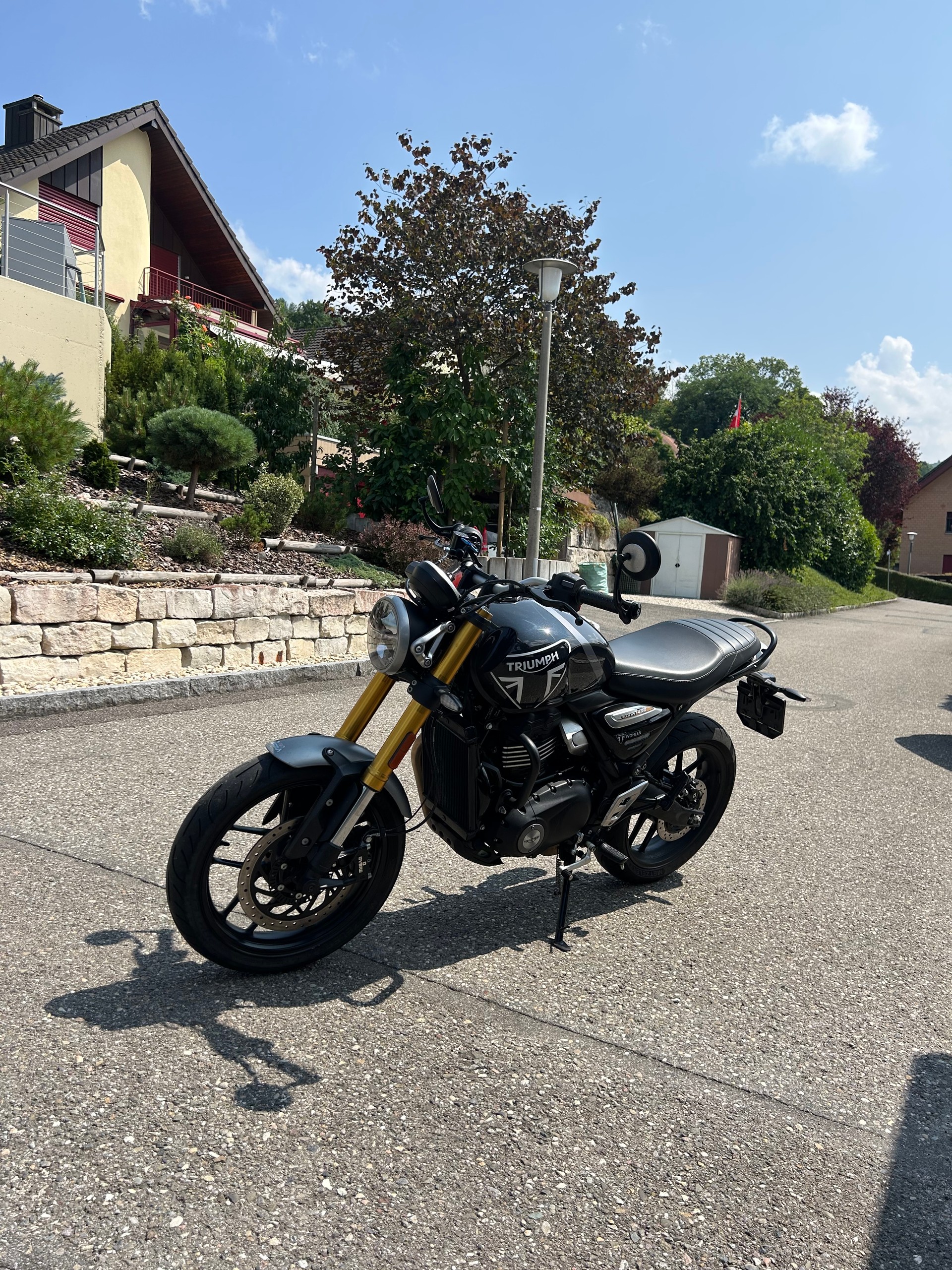 TRIUMPH Speed 400-image-2