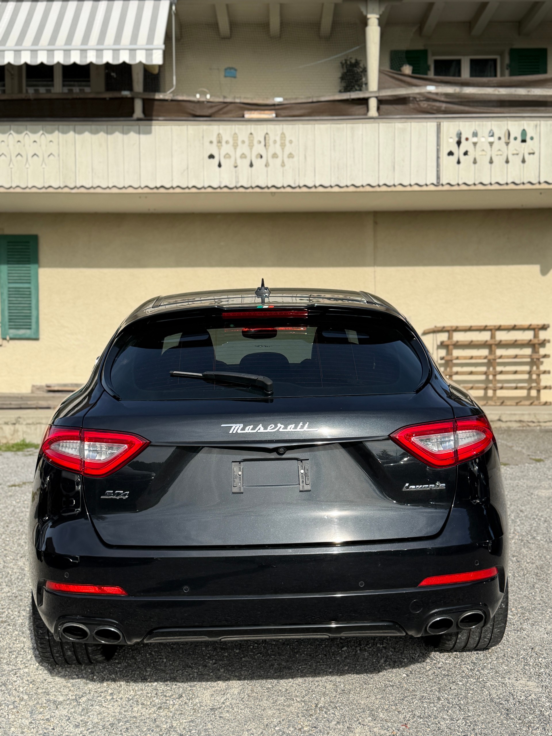 MASERATI Levante S 3.0 V6 Automatica-showroom-element-2