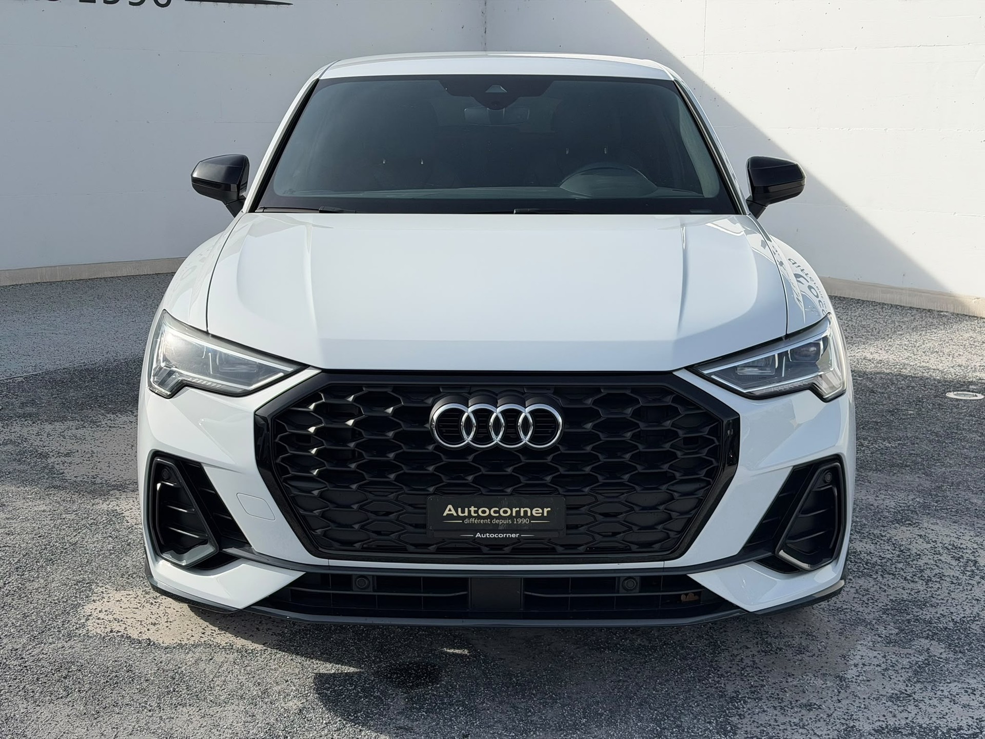 AUDI Q3 Sportback 35 TFSI Attraction S-tronic-showroom-element-2