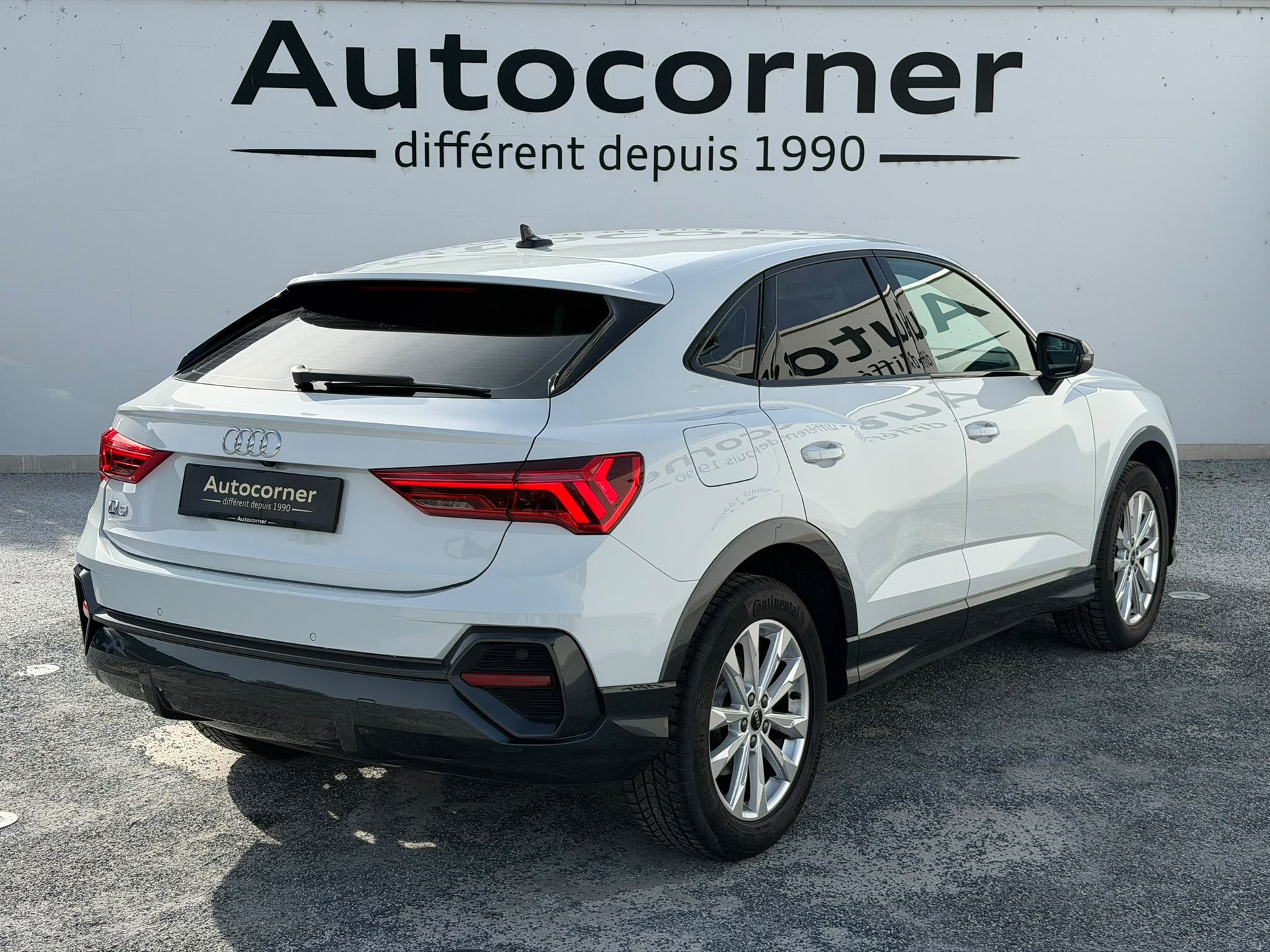 AUDI Q3 Sportback 35 TFSI Attraction S-tronic-showroom-element-1