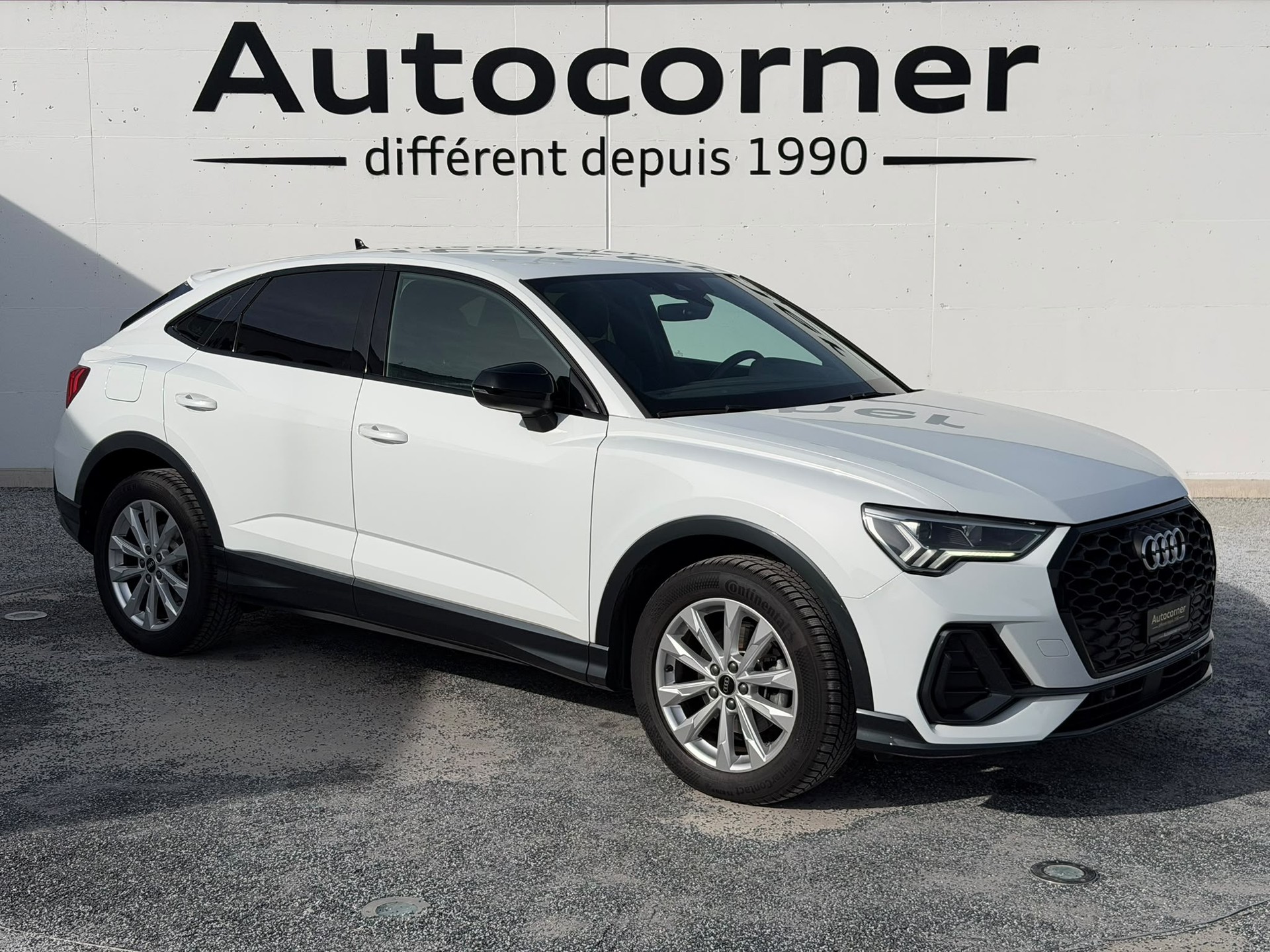AUDI Q3 Sportback 35 TFSI Attraction S-tronic-showroom-element-3