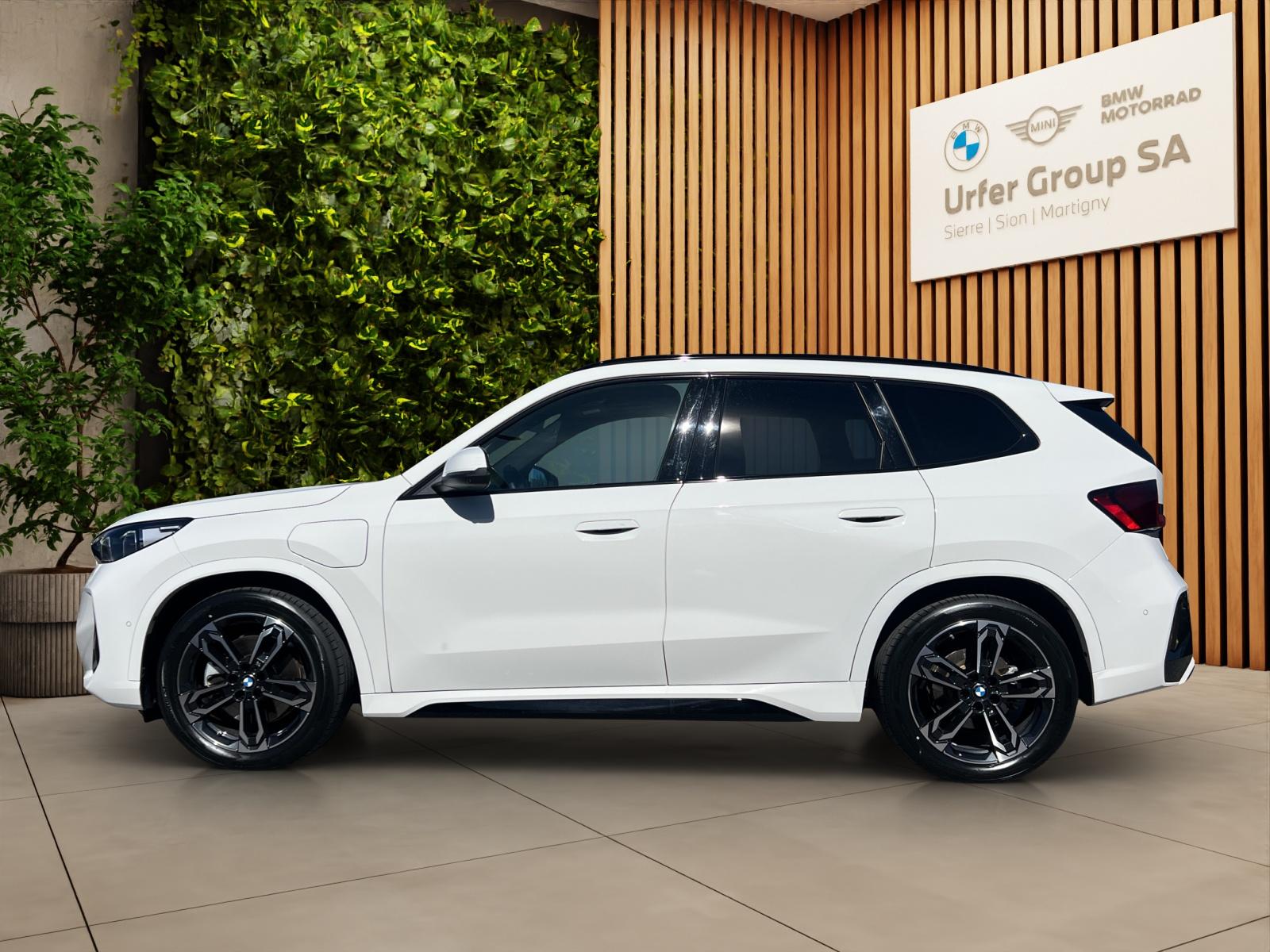 BMW X1 xDrive 30e M Sport (CH)⛽ + 🔌-showroom-element-2