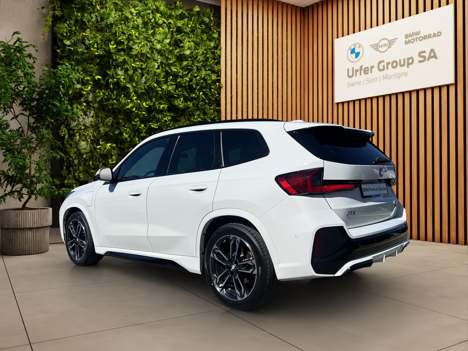 BMW X1 xDrive 30e M Sport (CH)⛽ + 🔌-showroom-element-3
