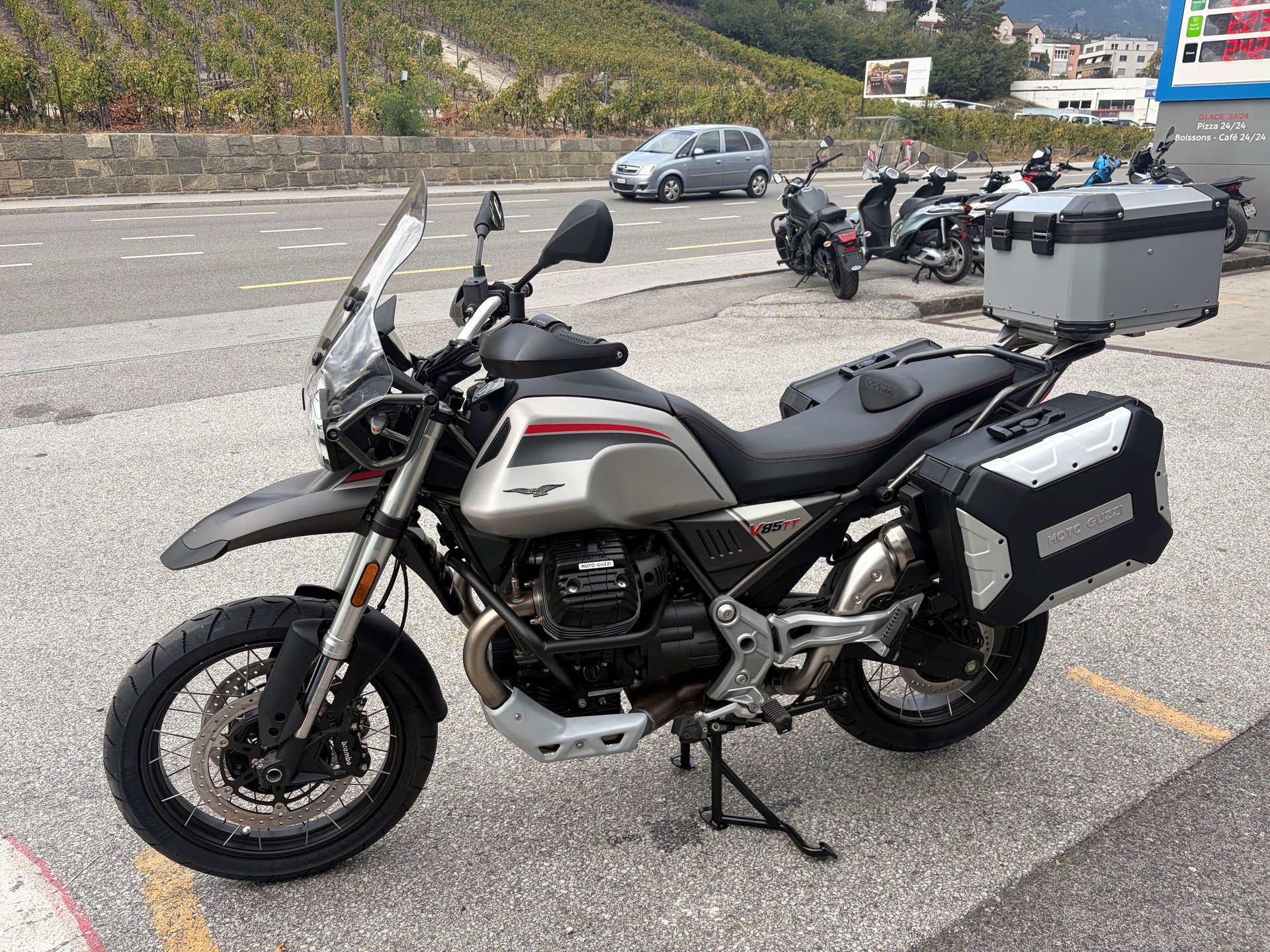 MOTO GUZZI V85 TT Travel Pack