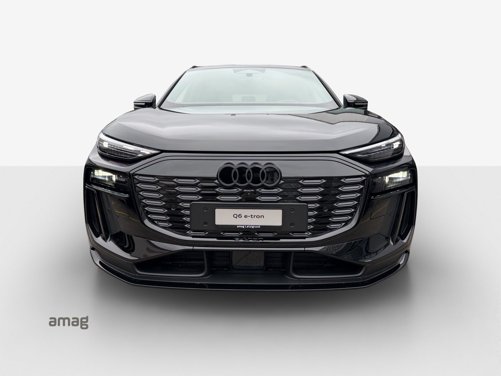 AUDI Q6 e-tron quattro-image-6