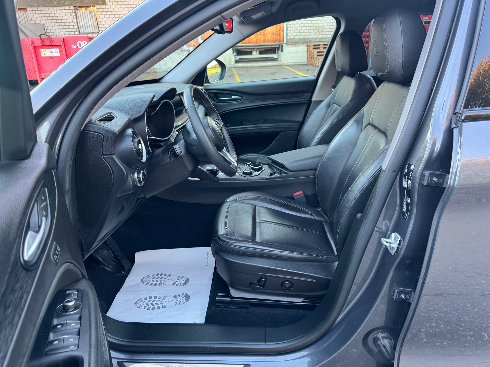 ALFA ROMEO Stelvio 2.2 JTDM Super Q4 Automatic-image-12
