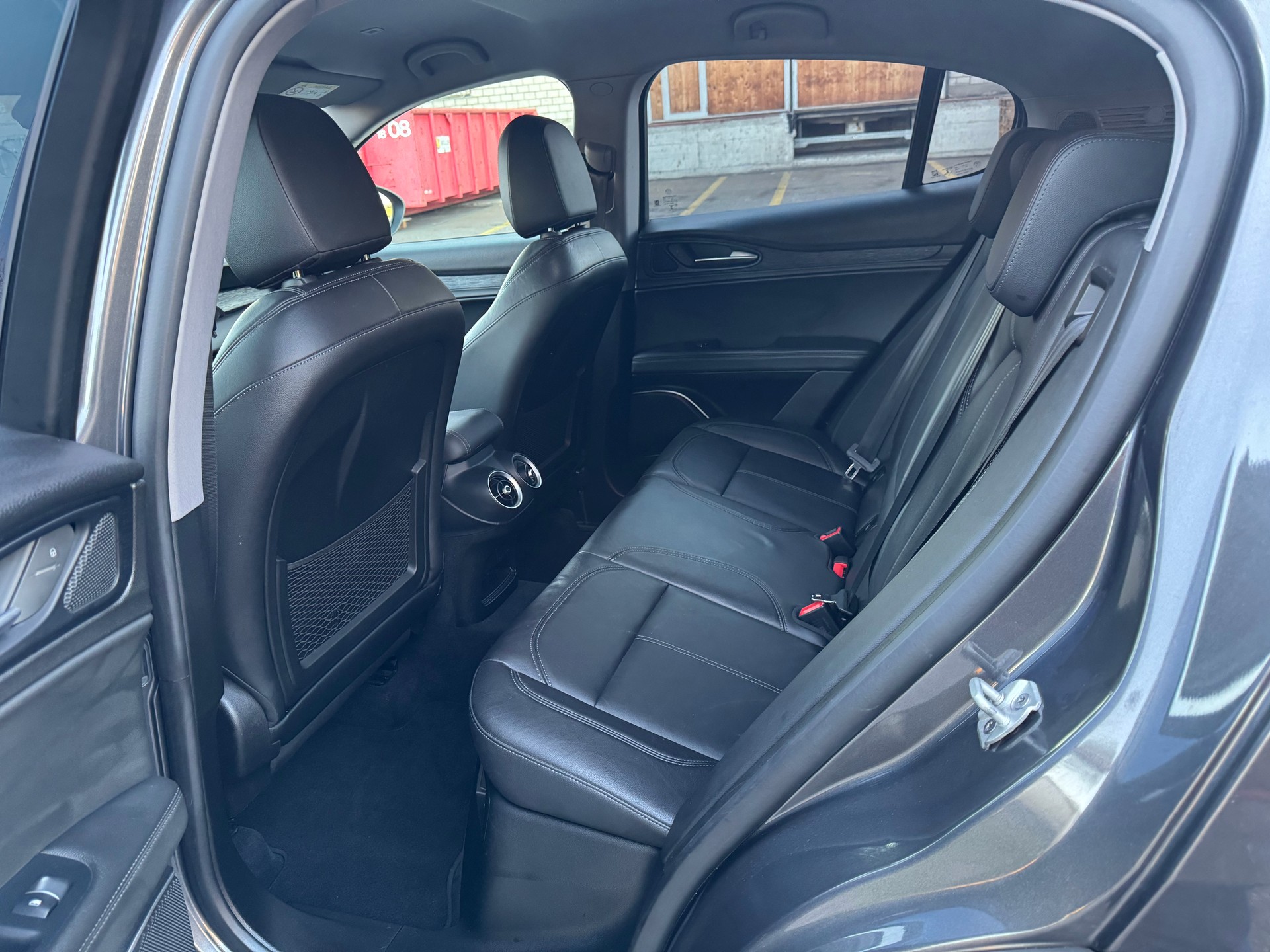ALFA ROMEO Stelvio 2.2 JTDM Super Q4 Automatic-image-16