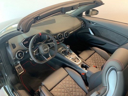 AUDI TT Rds 45 TFSI quattro-image-11