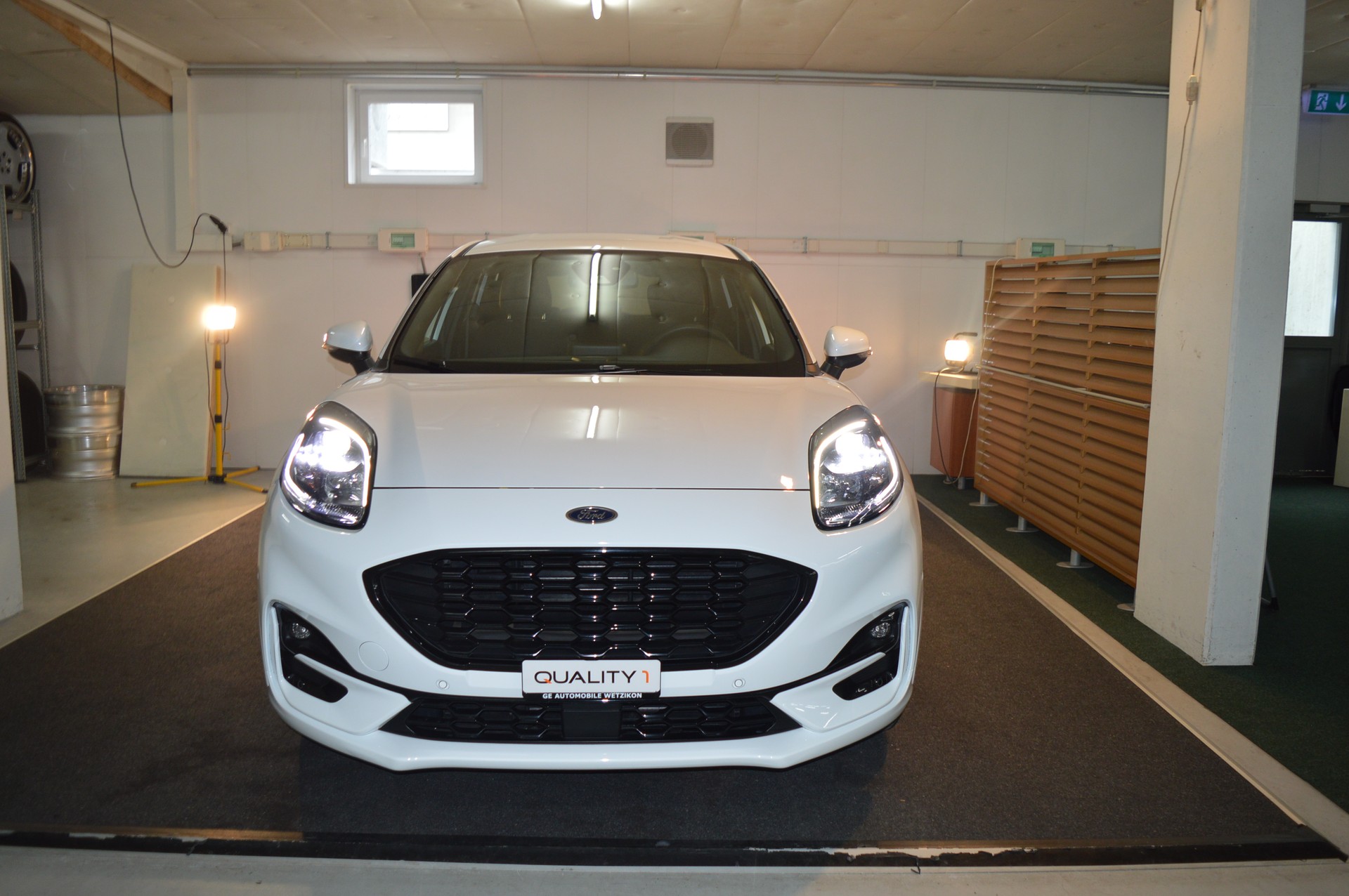 FORD Puma 1.0 MHEV ST-Line X Automat-showroom-element-3