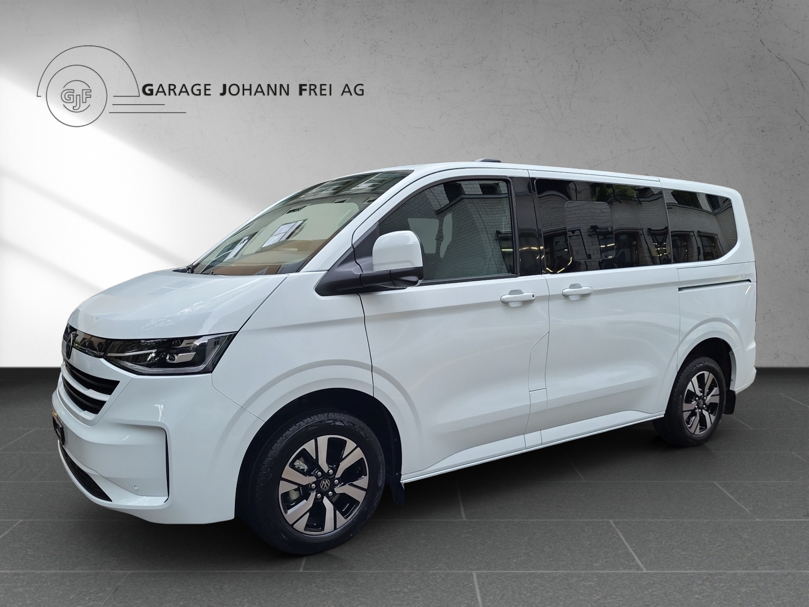 VW Caravelle BEV Elektro 218PS 8Plätze