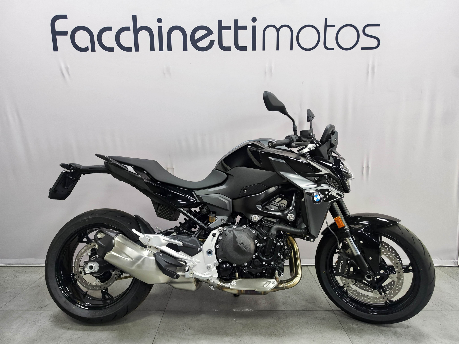 BMW F 900 R ***77 kW*** Leasing 3.9% ***