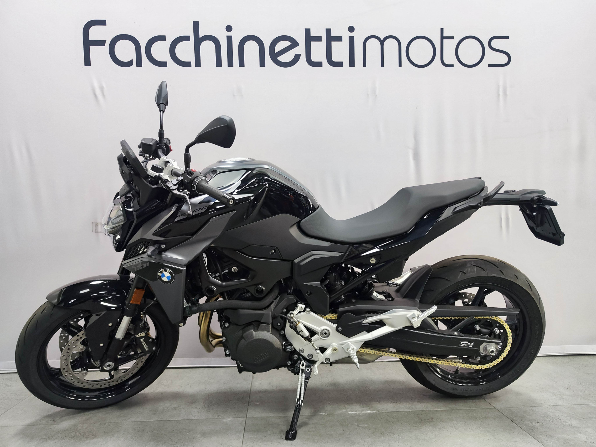 BMW F 900 R ***77 kW*** Leasing 3.9% ***-image-3