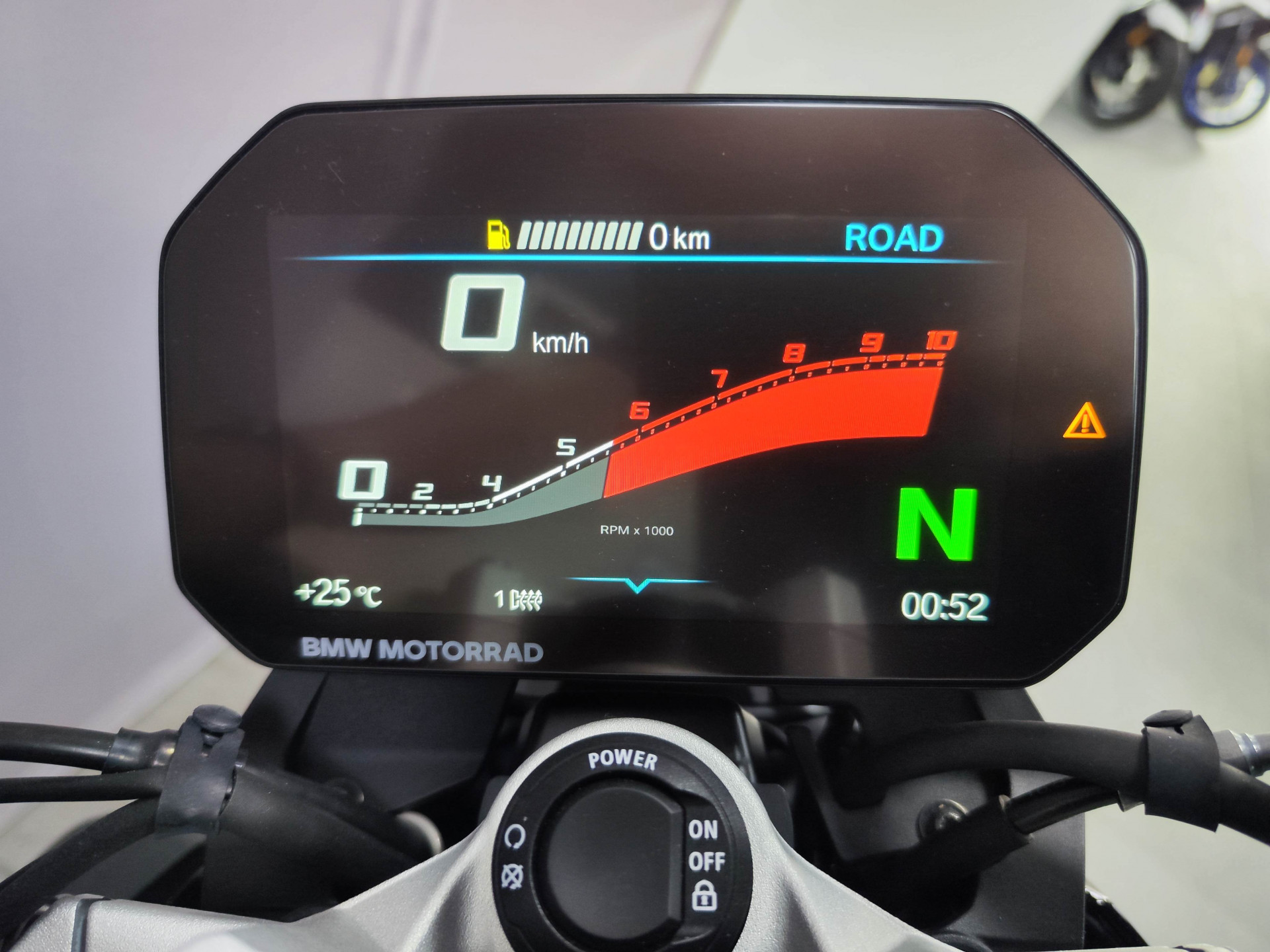 BMW F 900 R ***77 kW*** Leasing 3.9% ***-image-9