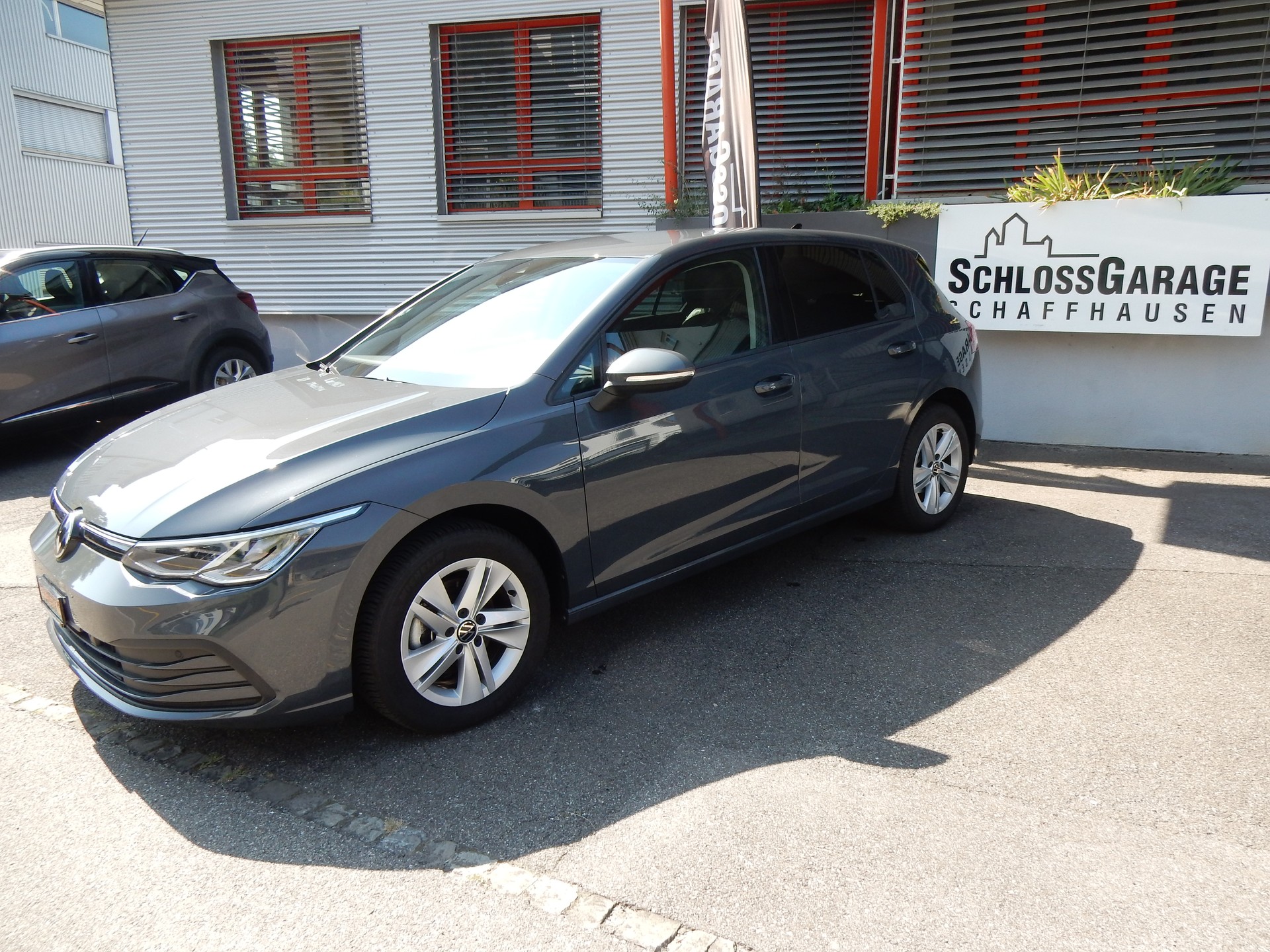 VW Golf 1.5 eTSI Life DSG-image-15