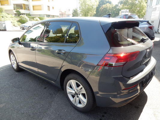 VW Golf 1.5 eTSI Life DSG-image-2