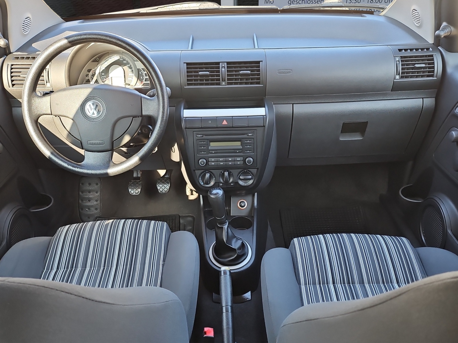 VW Fox 1.2-image-8