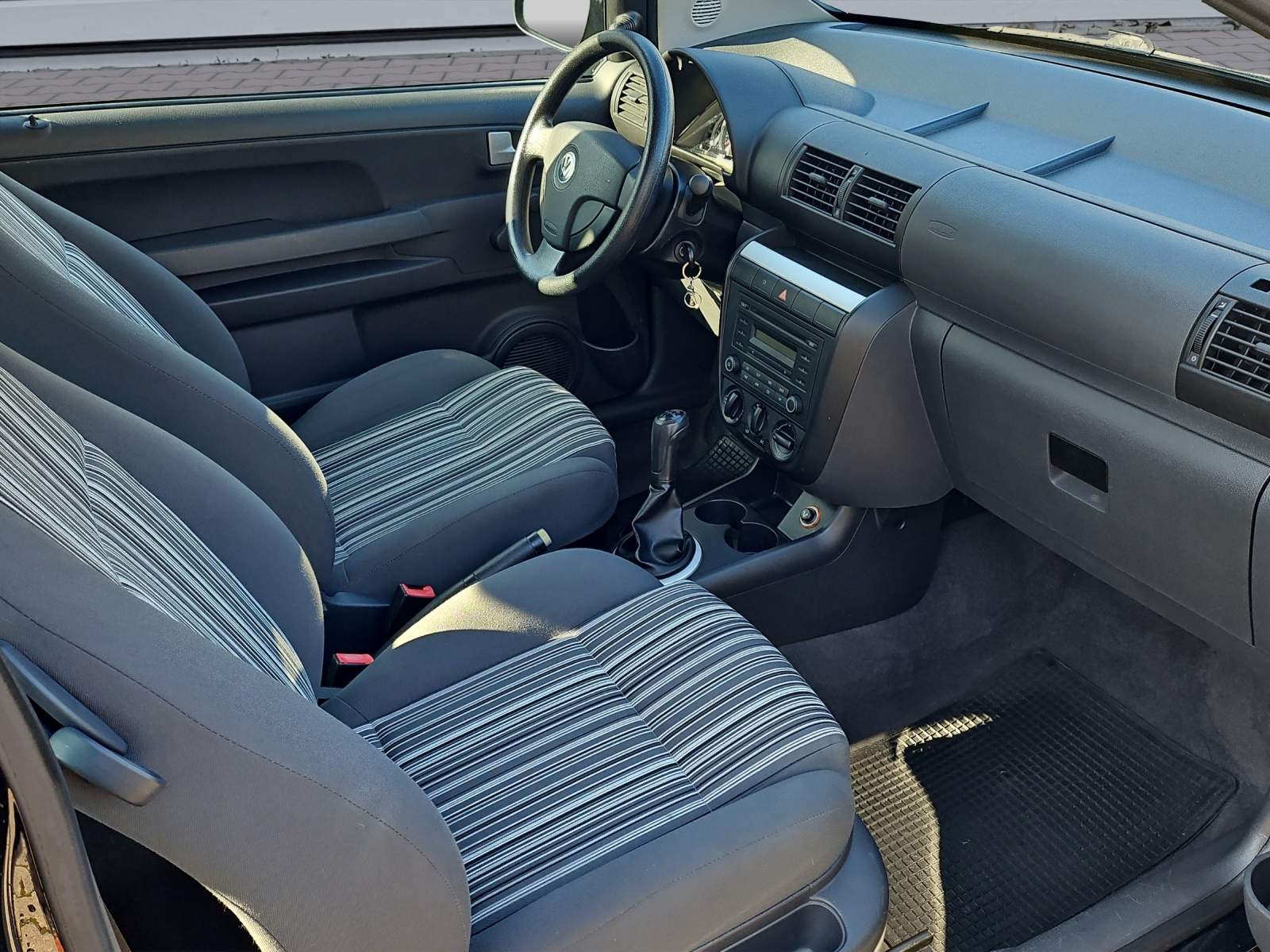VW Fox 1.2-image-12