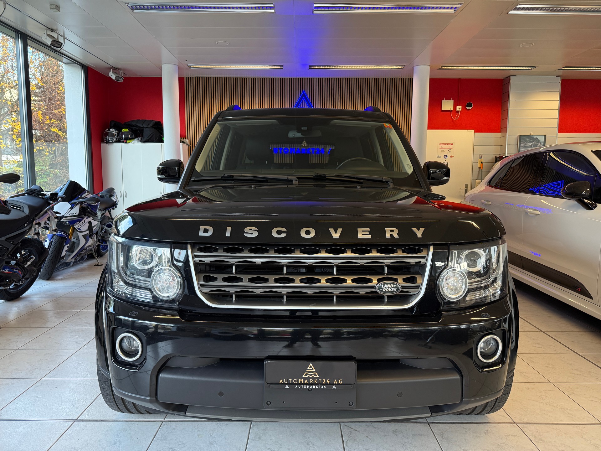 LAND ROVER Discovery 3.0 TDV6 !!!7Plätze!!! 210 Graphite-image-1