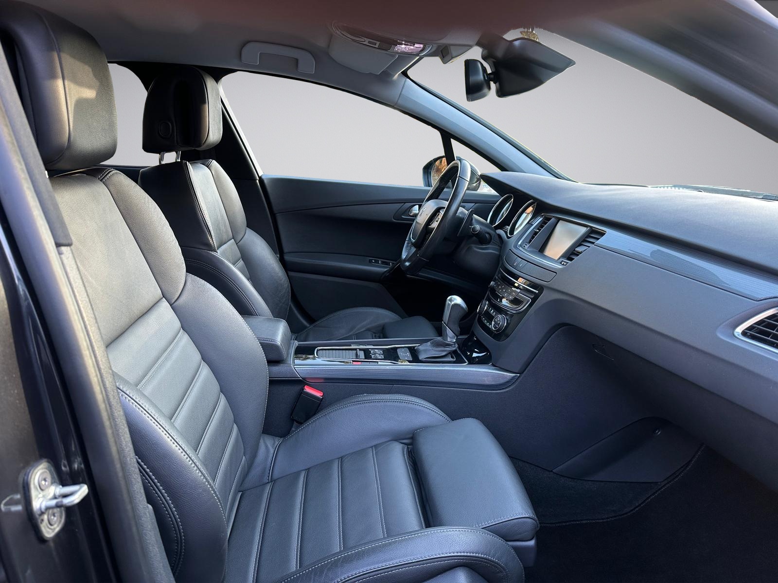 PEUGEOT 508 2.0 BlueHDi Allure Automatic-image-11