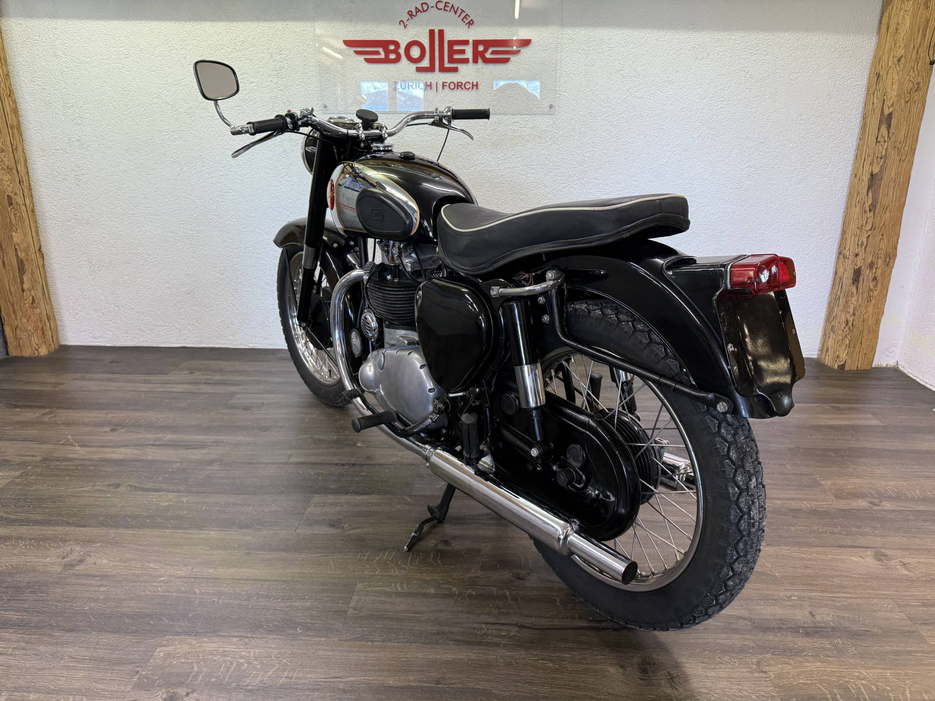 BSA 650 STAR TWIN-image-9