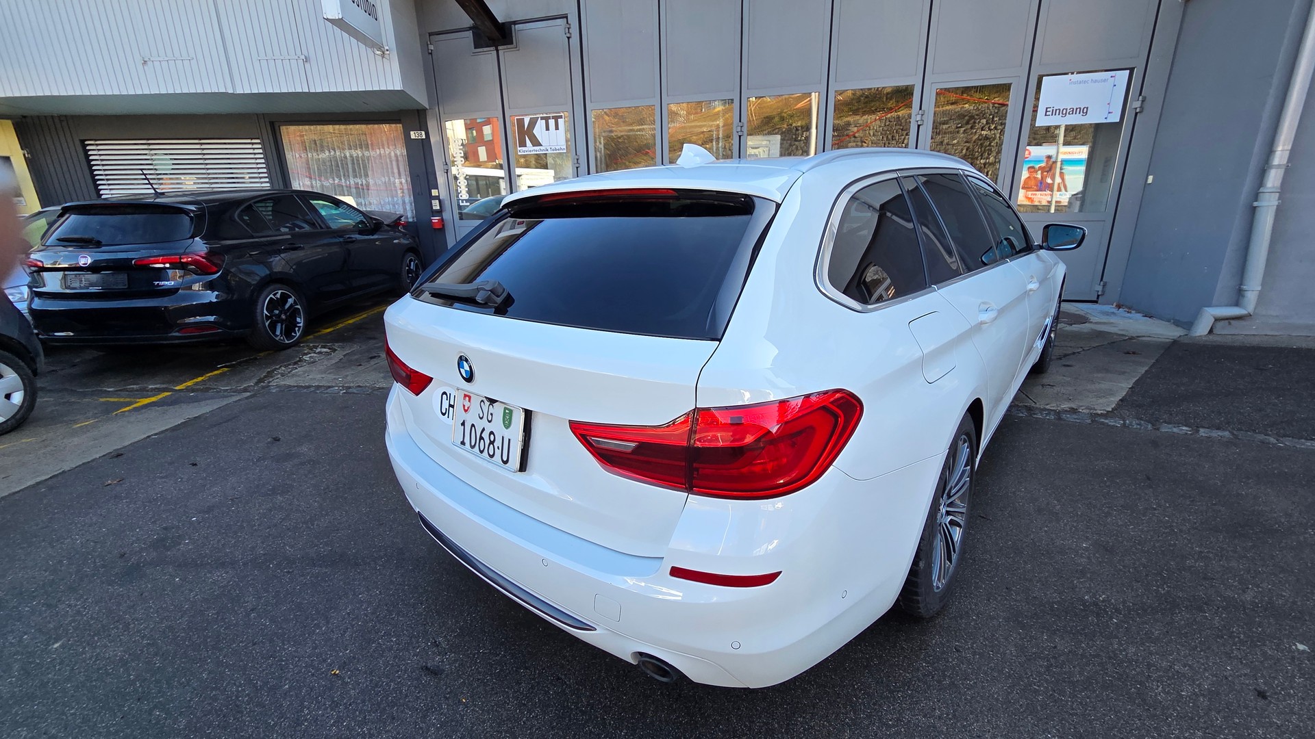 BMW 520d xDrive Touring Sport Line Steptronic-image-3