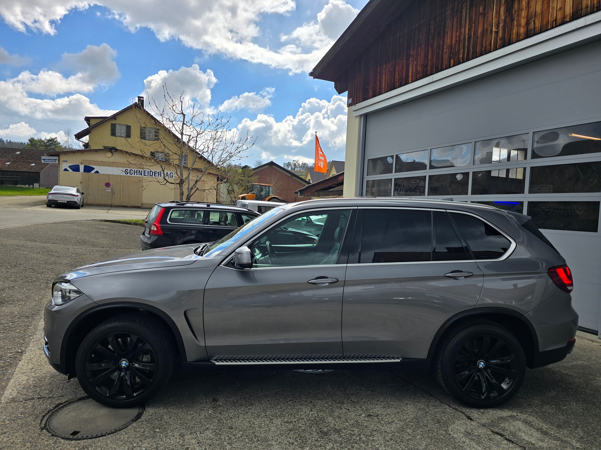 BMW X5 xDrive 50i Steptronic-image-1