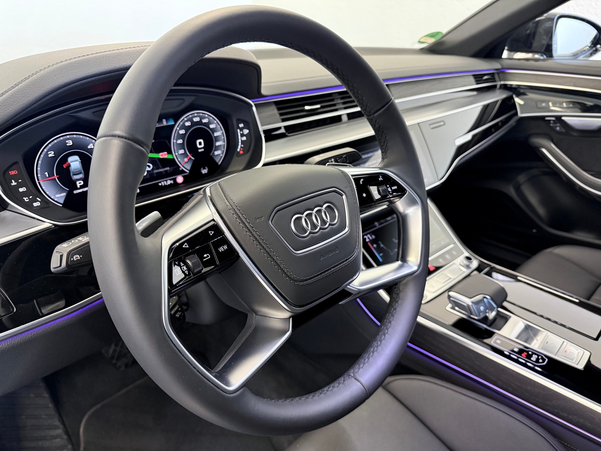 AUDI A8 50 TDI quattro tiptronic-image-18