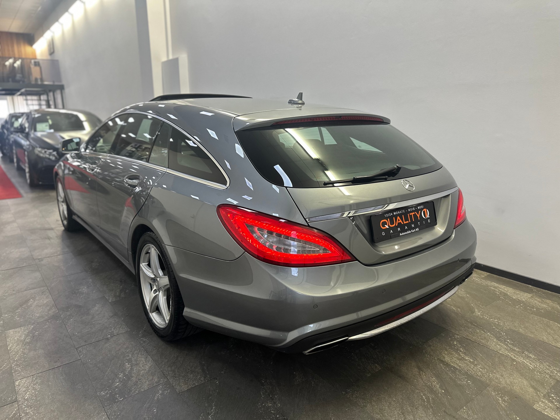 MERCEDES-BENZ CLS Shooting Brake 500 4Matic 7G-Tronic-showroom-element-3