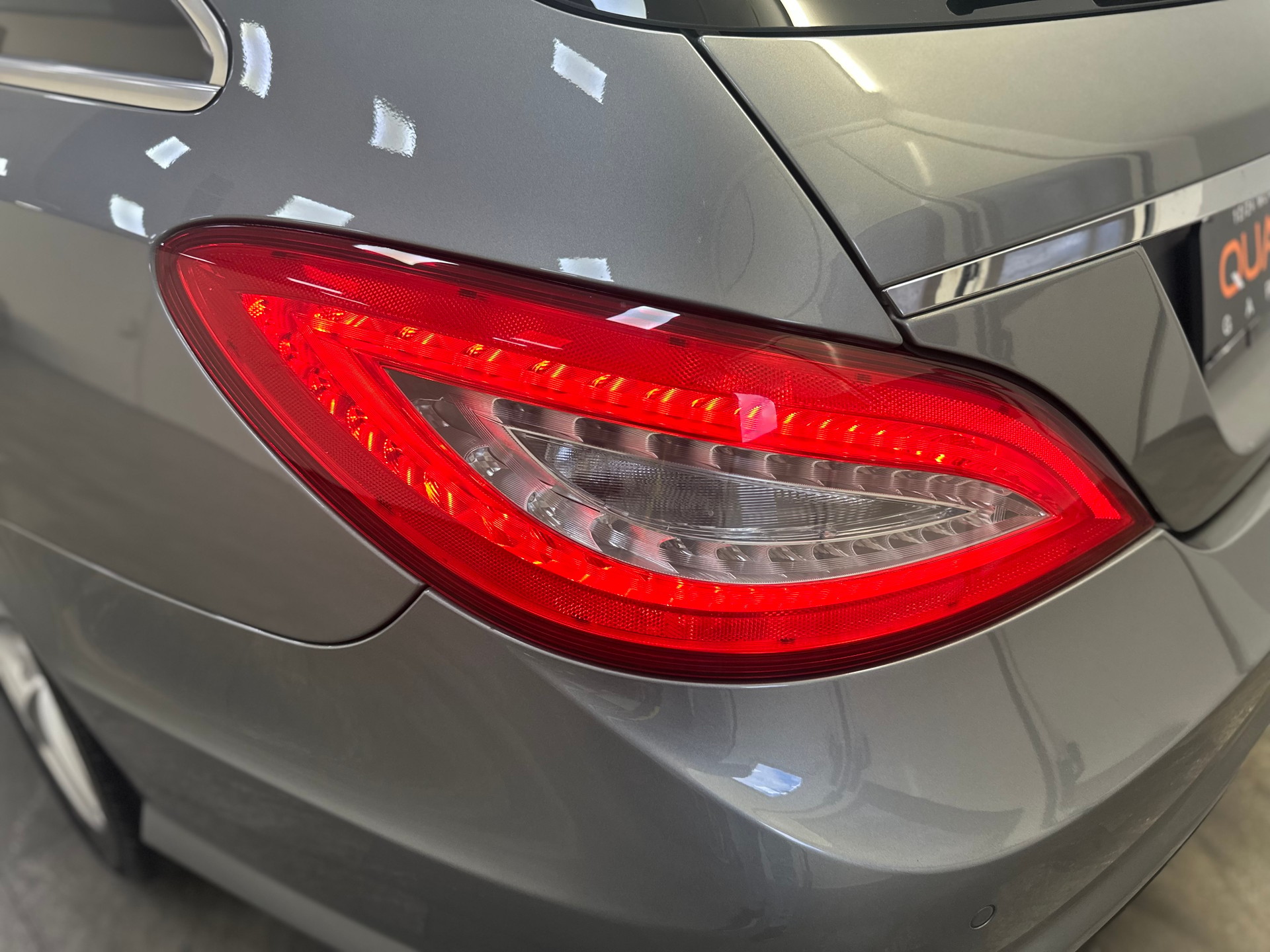 MERCEDES-BENZ CLS Shooting Brake 500 4Matic 7G-Tronic-image-4