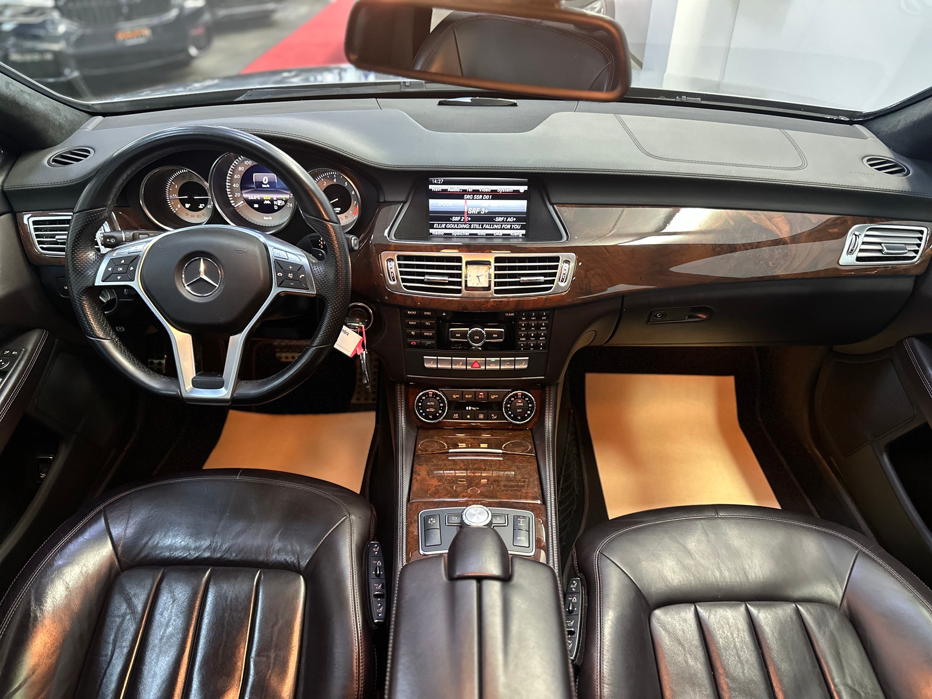 MERCEDES-BENZ CLS Shooting Brake 500 4Matic 7G-Tronic-image-13