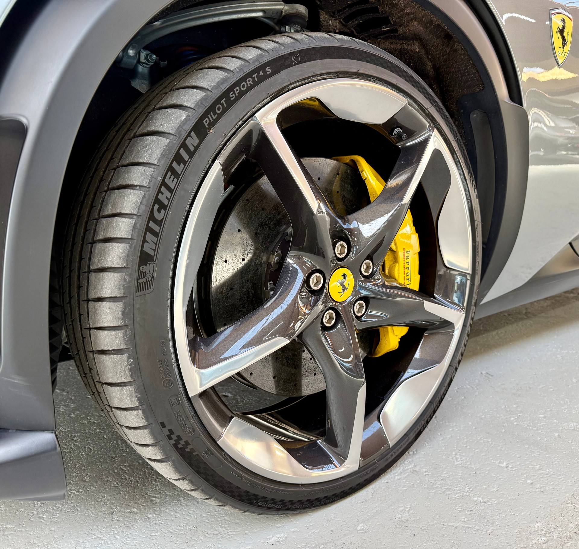 FERRARI Purosangue-image-6