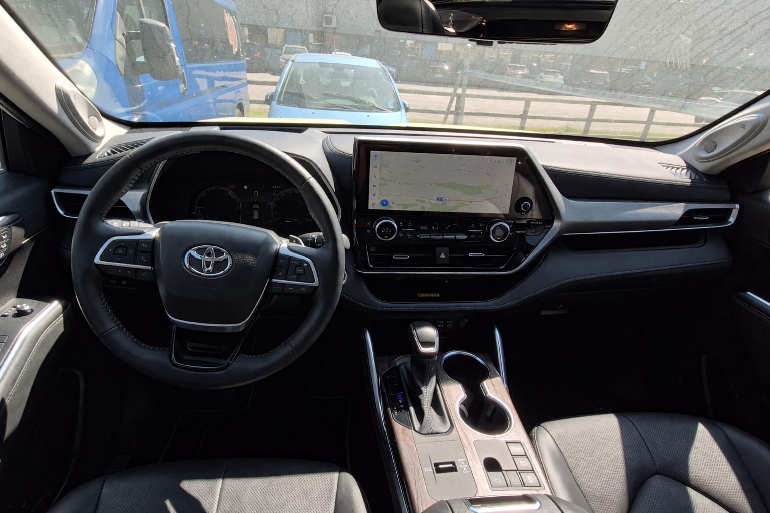TOYOTA Highlander 2.5 HSD Premium e-CVT-image-7