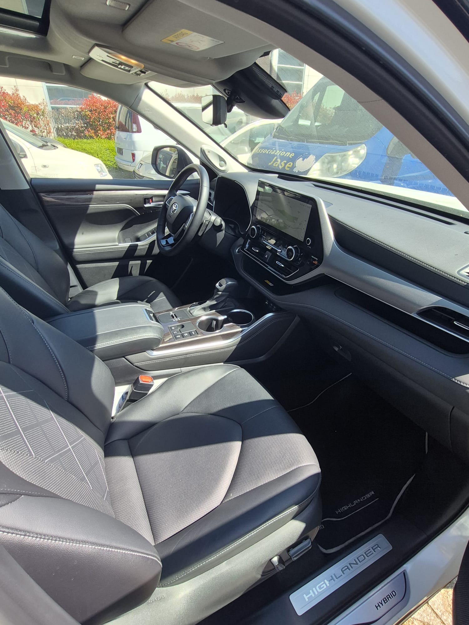 TOYOTA Highlander 2.5 HSD Premium e-CVT-image-6