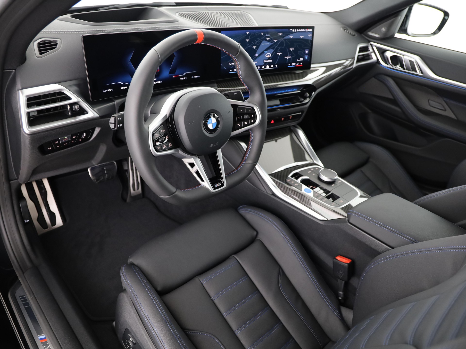 BMW i4 M60-image-10