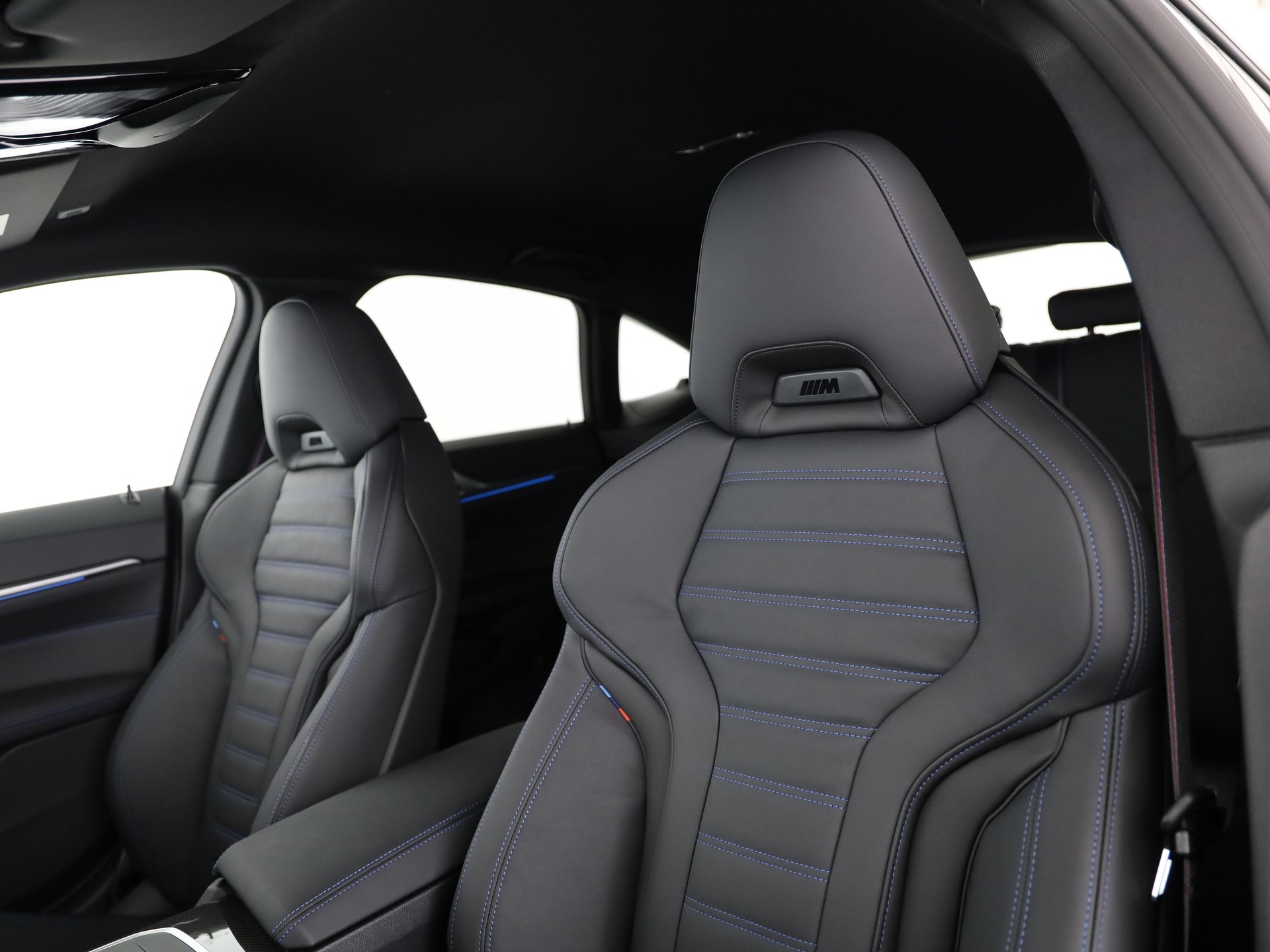 BMW i4 M60-image-12
