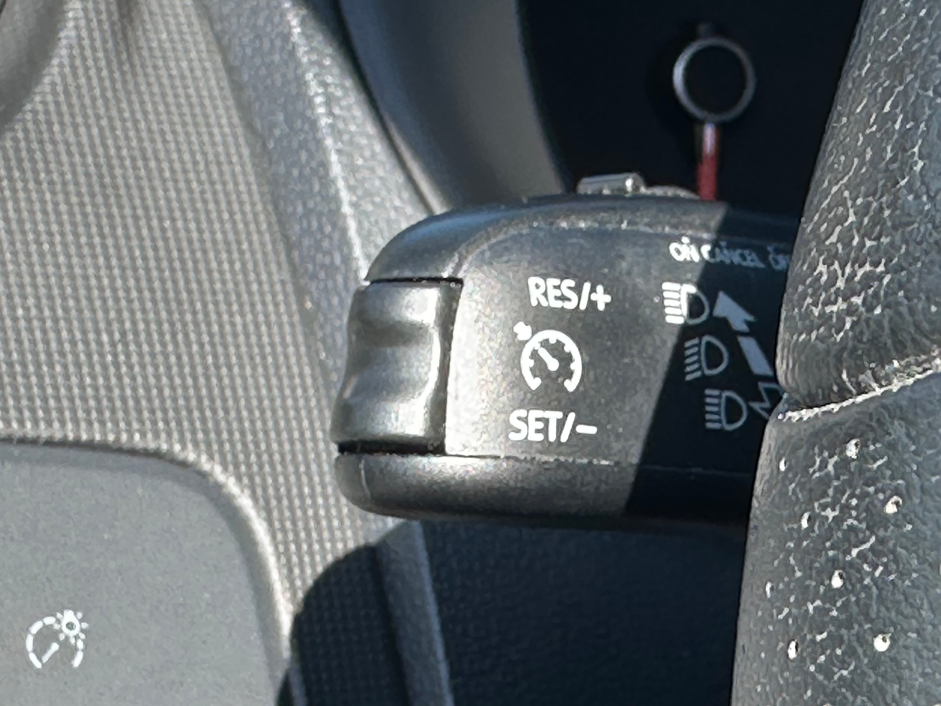 SEAT Ibiza SC 1.2 TSI FR Stopp-Start-image-15