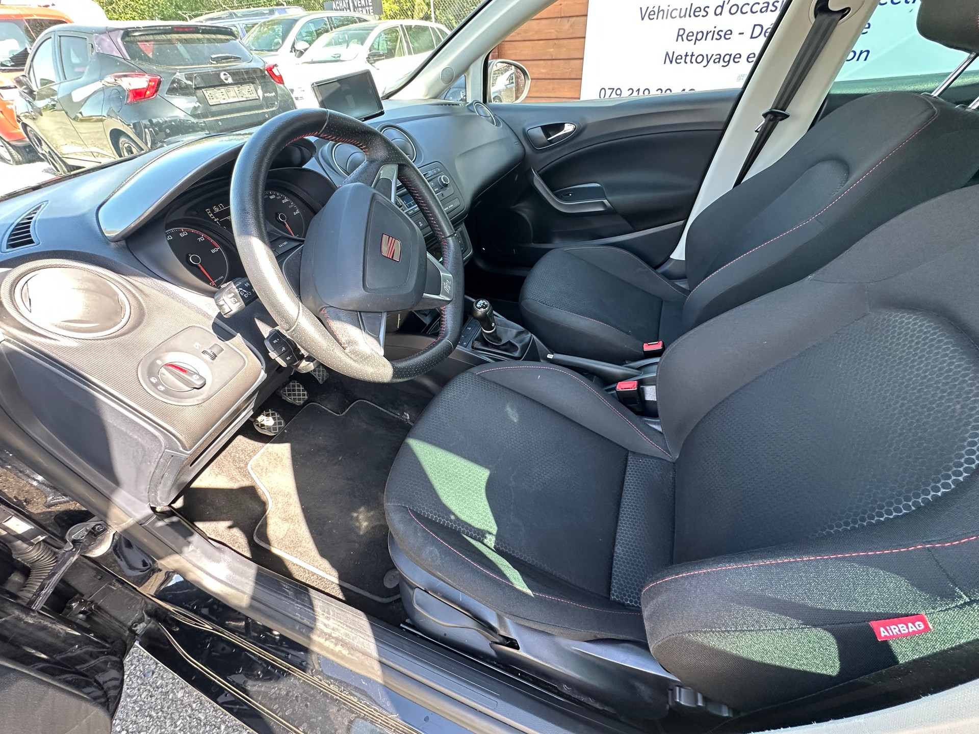 SEAT Ibiza SC 1.2 TSI FR Stopp-Start-image-10