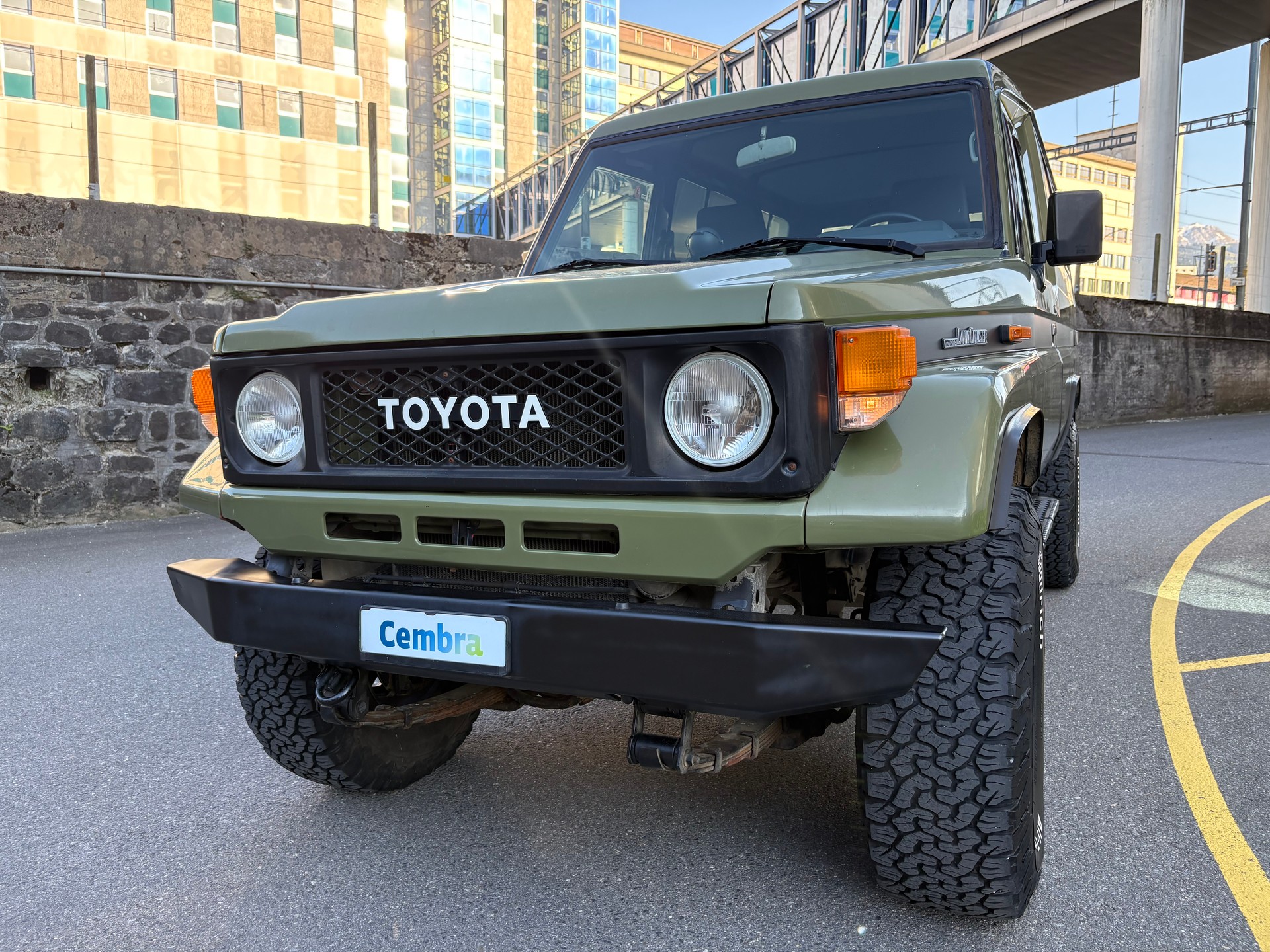 TOYOTA Land Cruiser 400 Hdt Long 4.2D-image-2