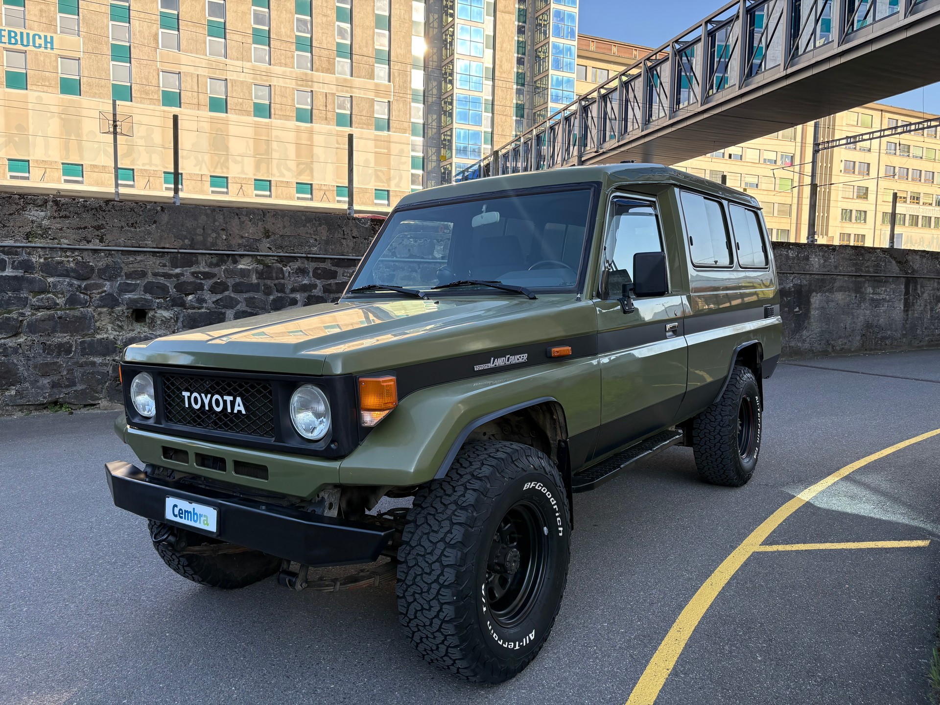 TOYOTA Land Cruiser 400 Hdt Long 4.2D-image-4