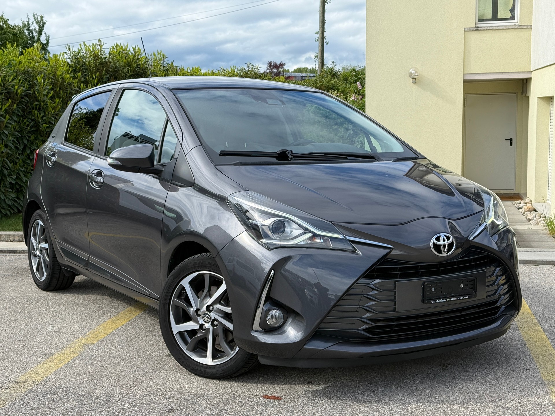 TOYOTA Yaris 1.5 Y20 Trend - Nouvelle Expertise & Grand Service - NEU MFK & Service : 15.05.2026-showroom-element-2