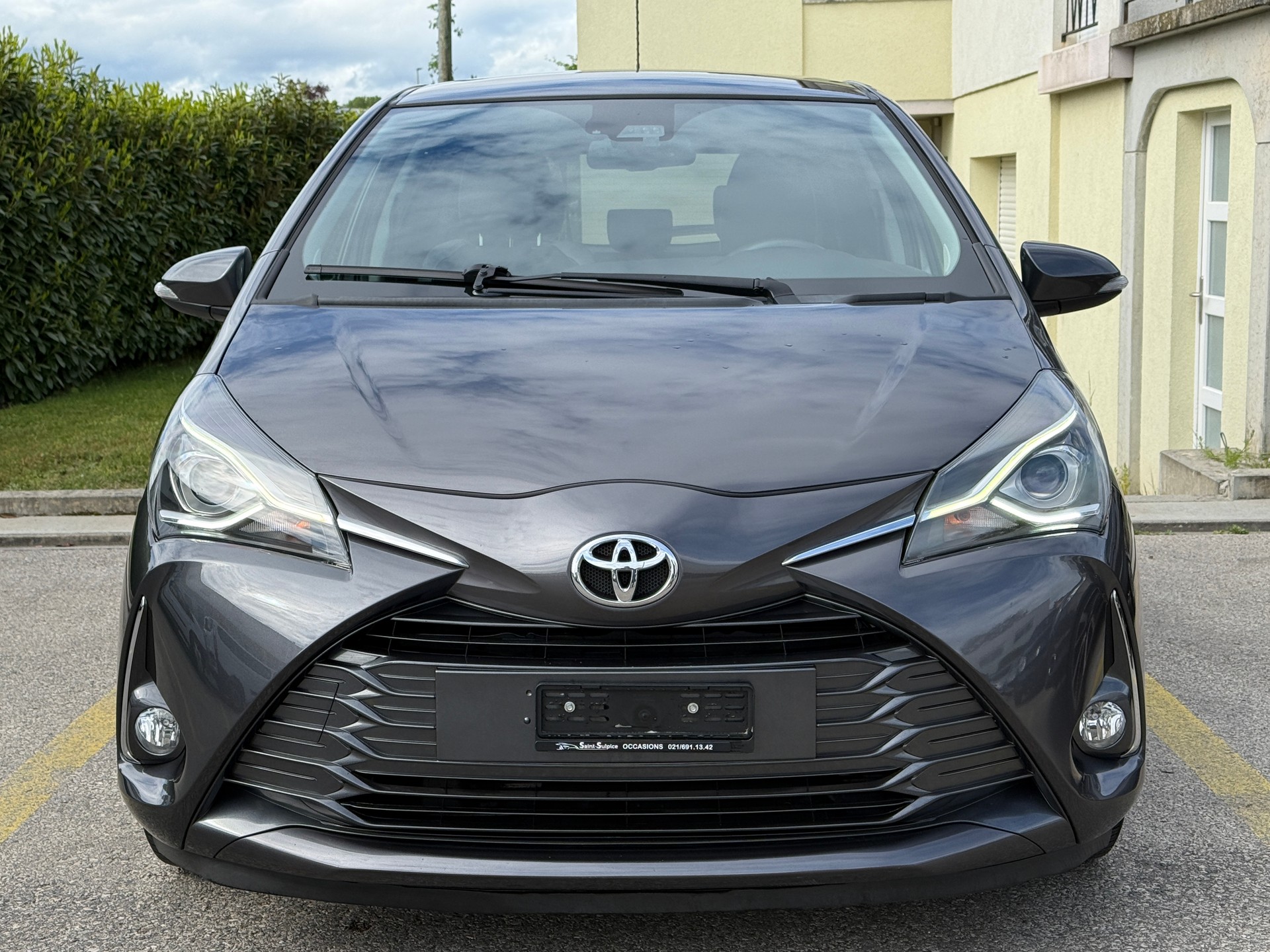 TOYOTA Yaris 1.5 Y20 Trend - Nouvelle Expertise & Grand Service - NEU MFK & Service : 15.05.2026-showroom-element-3