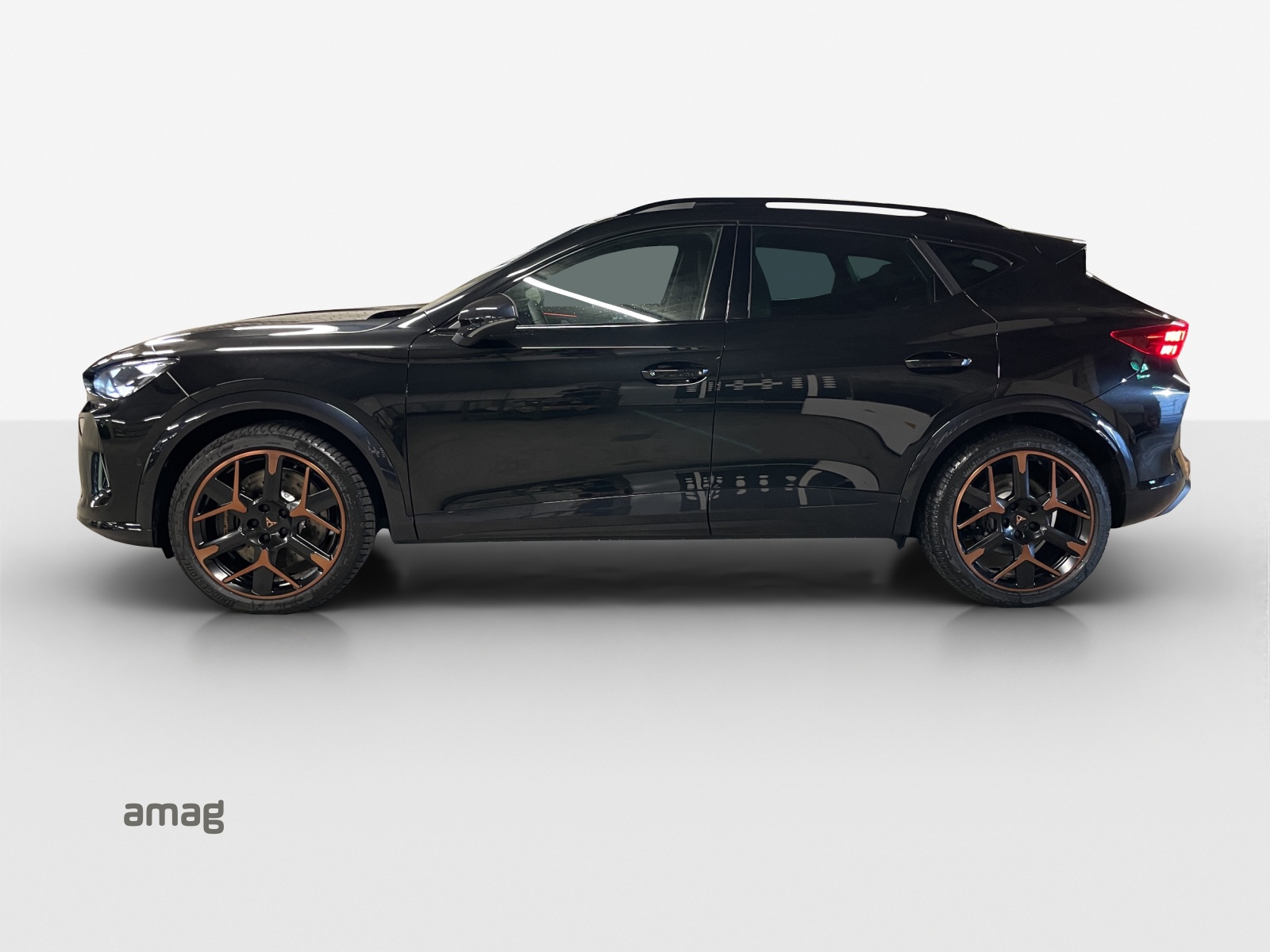 CUPRA Formentor 2.0TSI Prime Edition VZ 4Drive DSG-showroom-element-1