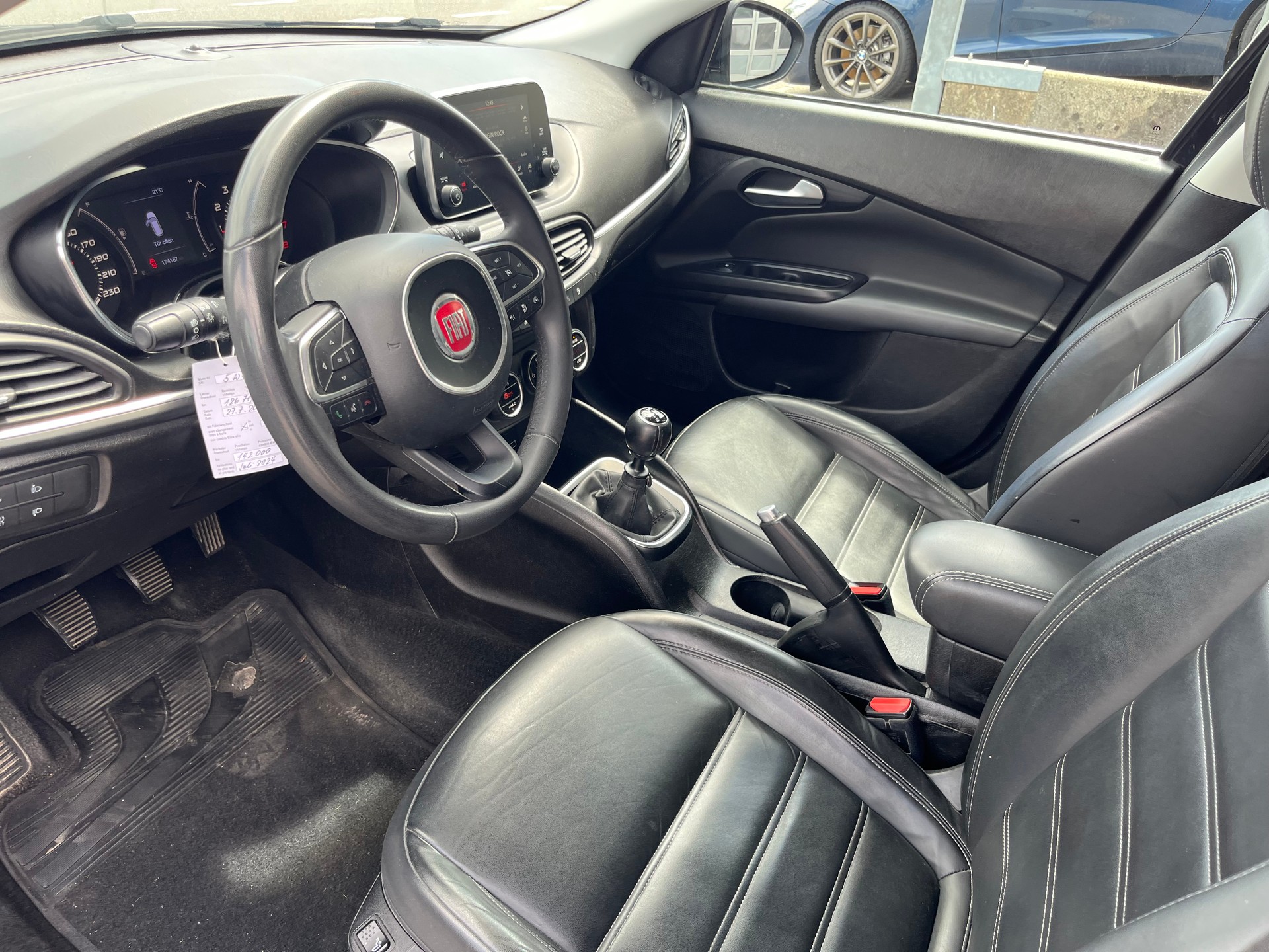 FIAT Tipo 1.4TJet Station Wagon Lounge+++ANHÄNGERKUPPLUNG+++LEDER+++FRISCH MFK+++-image-5