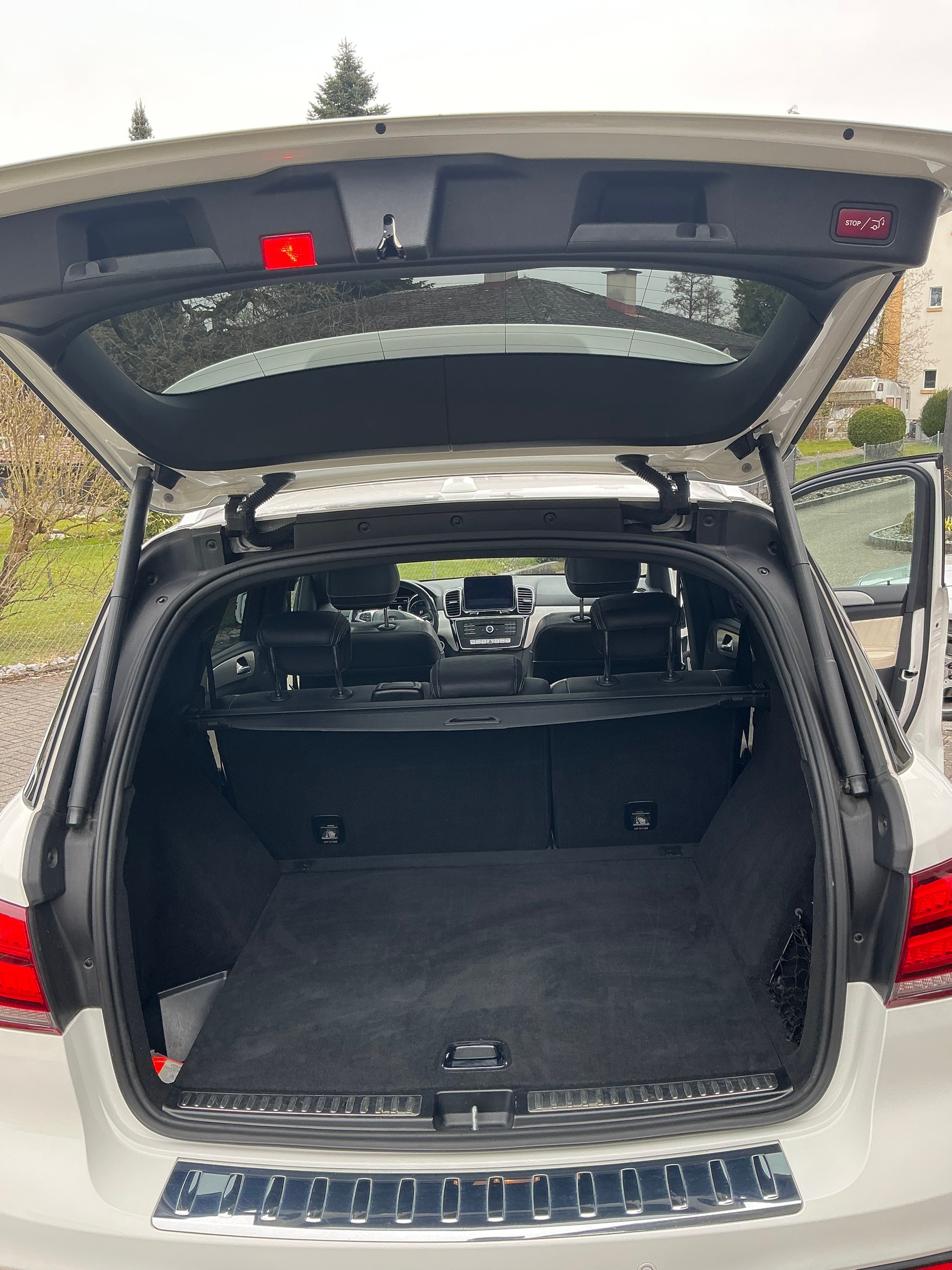 MERCEDES-BENZ GLE 350 d Executive-image-12