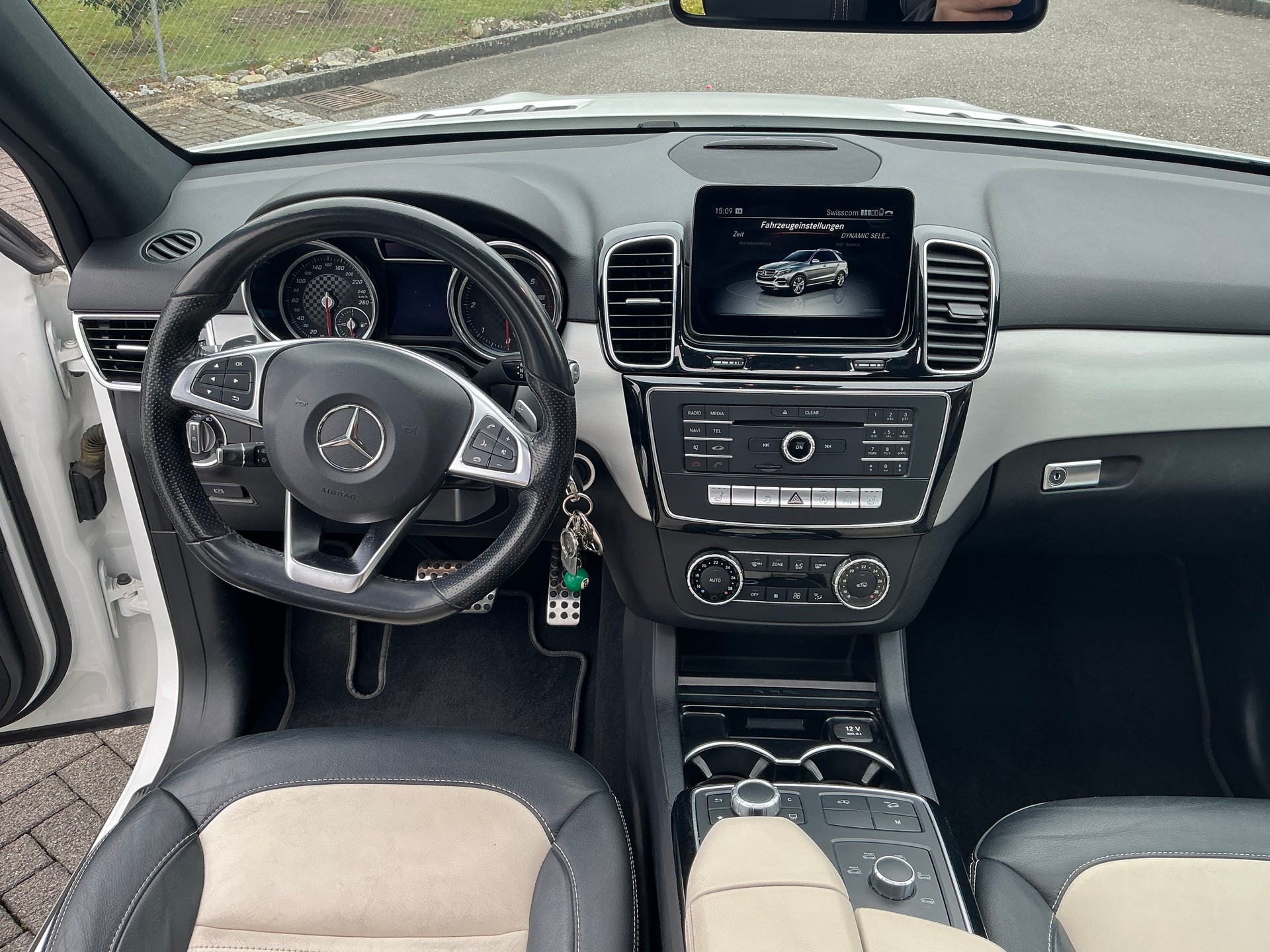 MERCEDES-BENZ GLE 350 d Executive-image-6